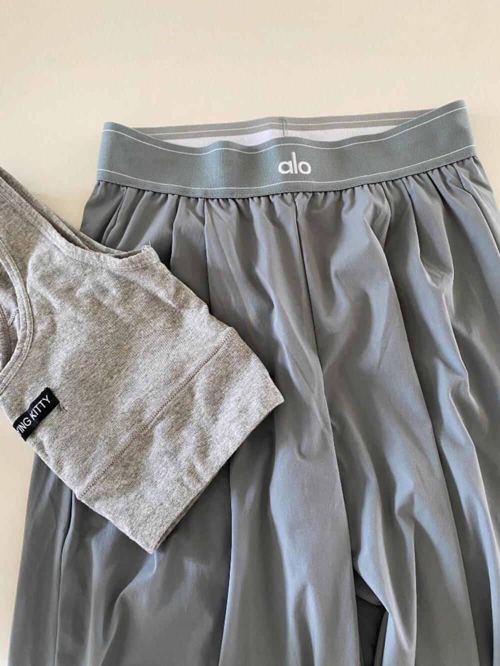 Brand New ALO Yoga Suit Up Trouser Steel Grey🐺30" Inseam Relaxed Fit - Picture 11 of 16